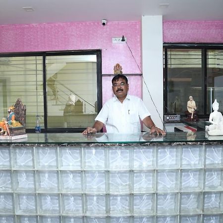 Hotel Kewal Inn Jalgaon Extérieur photo