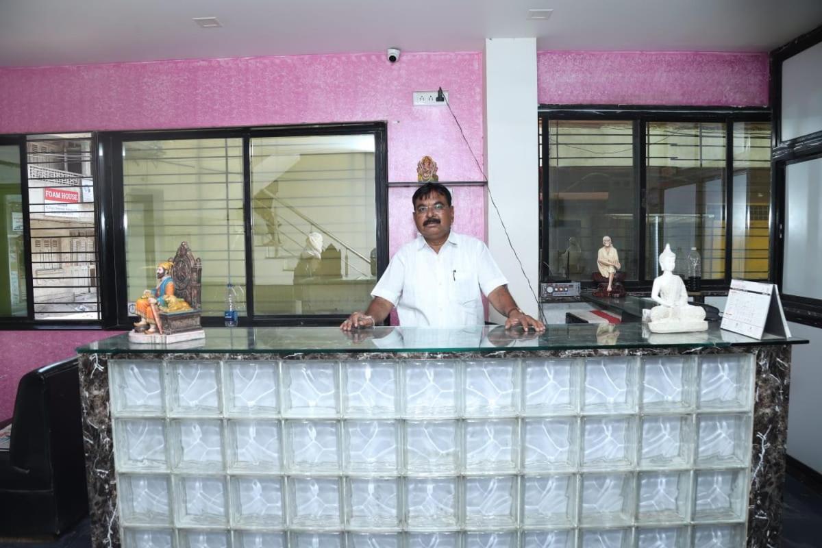 Hotel Kewal Inn Jalgaon Extérieur photo