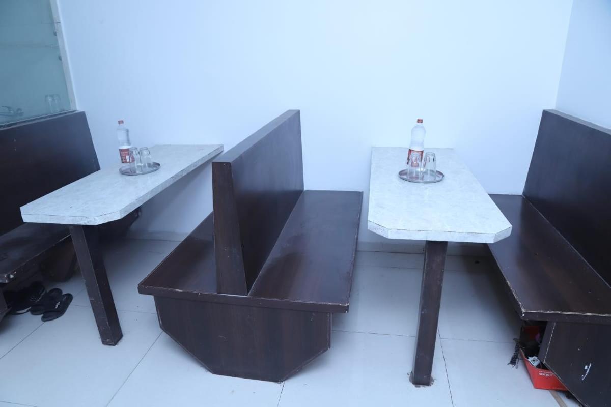 Hotel Kewal Inn Jalgaon Extérieur photo